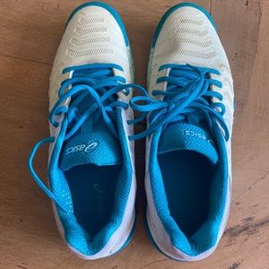 Asics Gel Resolution 7 tennis shoes size 10.5